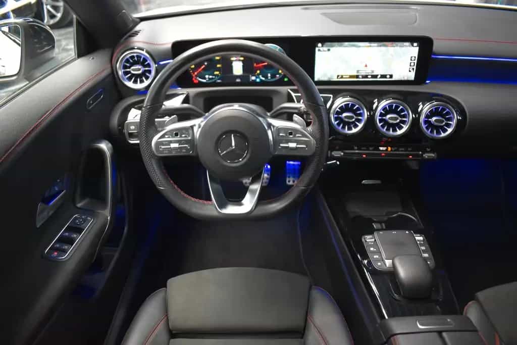Mercedes-Benz CLA 200 AMG LINE*NIGHT-PAKET*PANO*LED*KAMERA 09/2020-photo-1