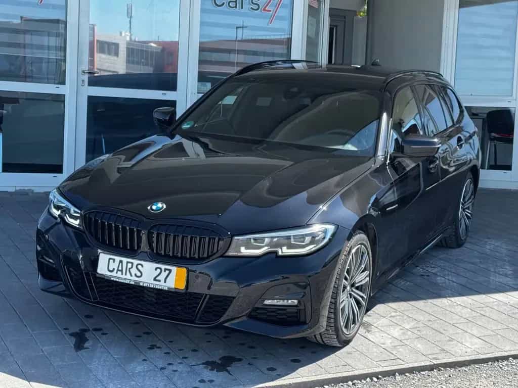 BMW 320 d xDrive M-Sportpaket LED Navi Leder 06/2020-photo-0