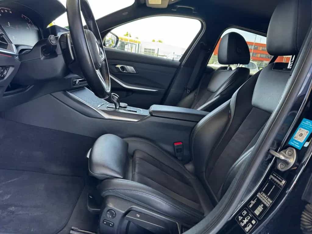 BMW 320 d xDrive M-Sportpaket LED Navi Leder 06/2020-photo-11