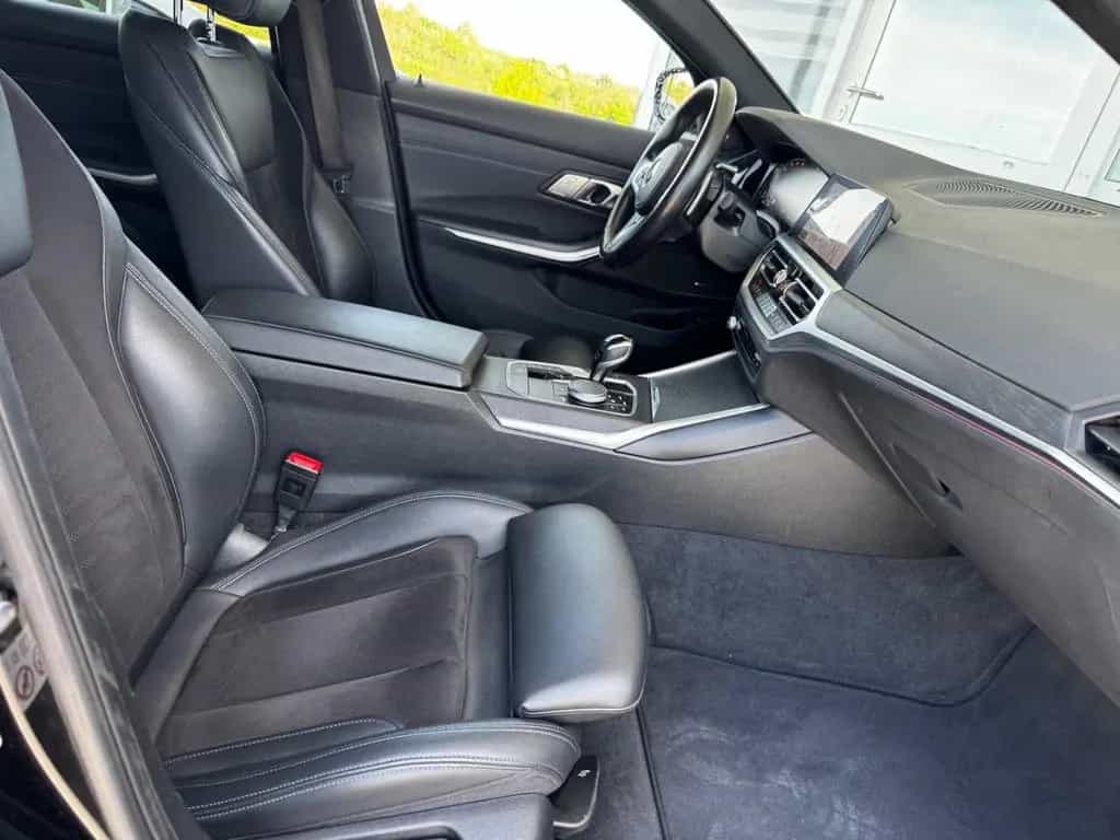 BMW 320 d xDrive M-Sportpaket LED Navi Leder 06/2020-photo-14