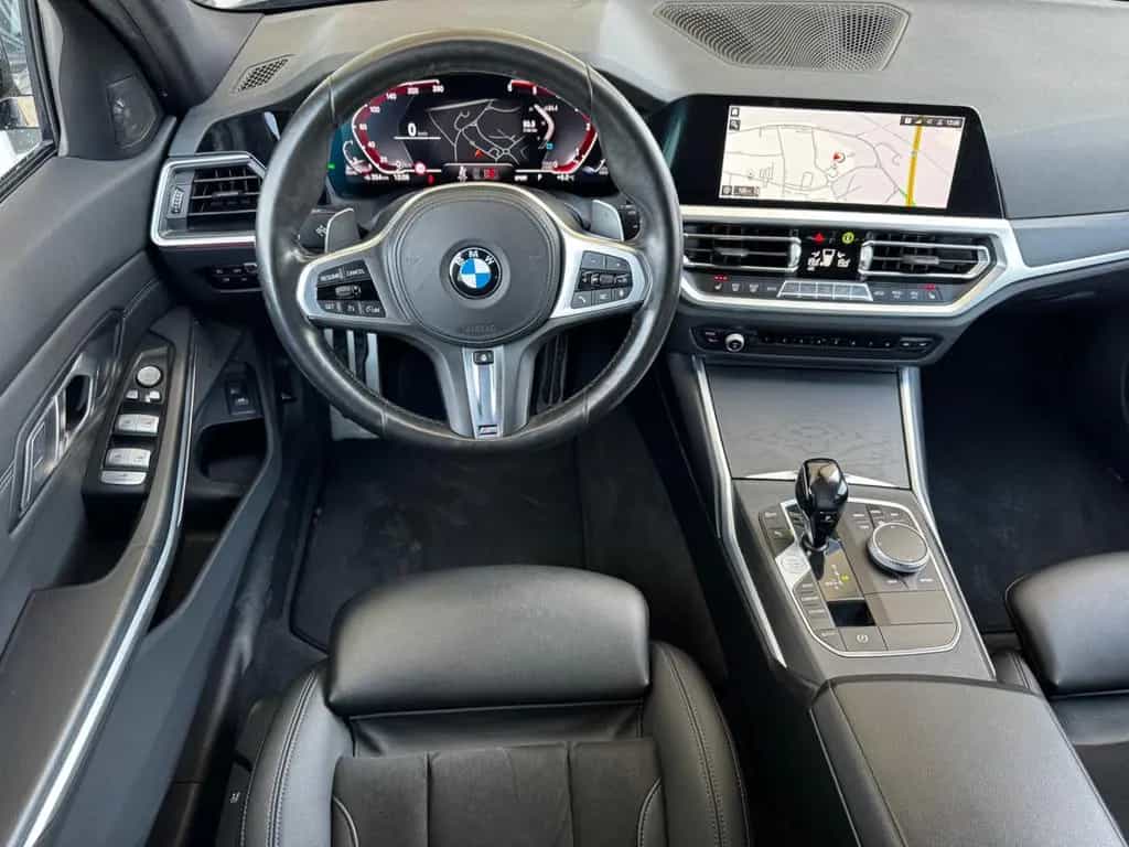 BMW 320 d xDrive M-Sportpaket LED Navi Leder 06/2020-photo-17