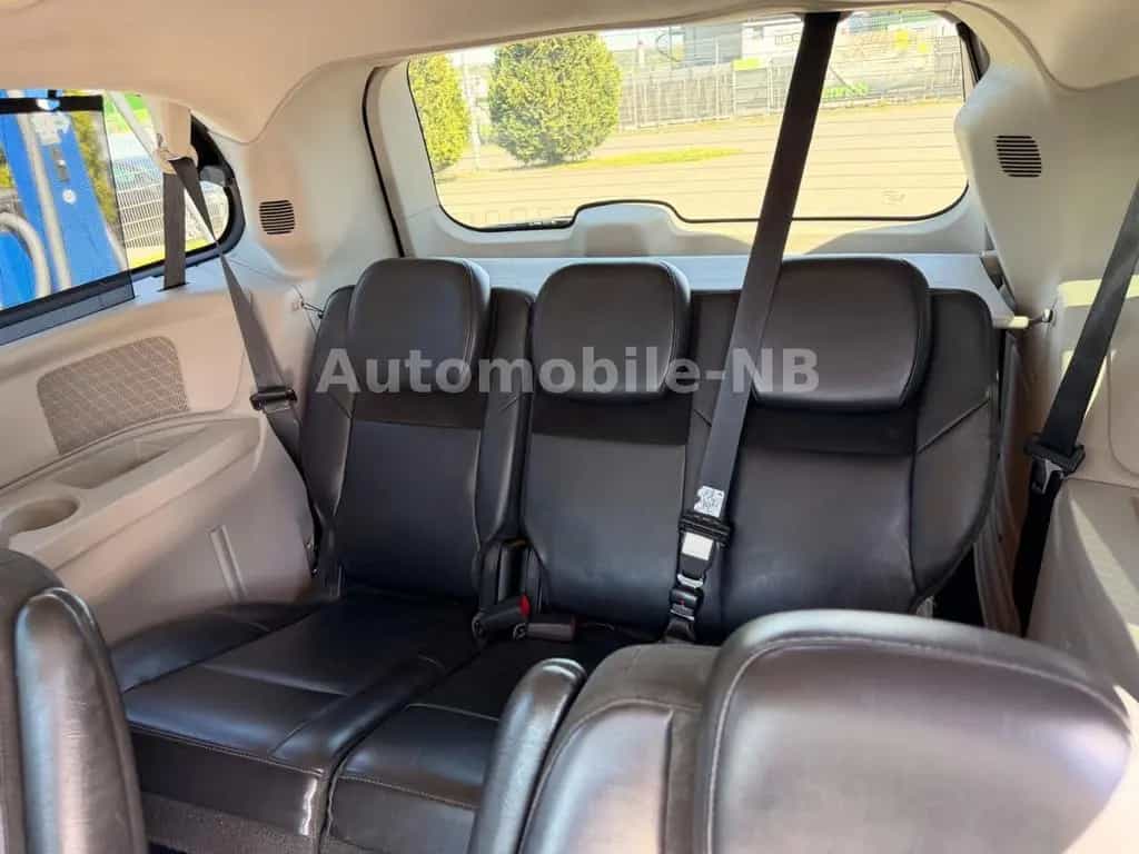 Chrysler Grand Voyager Limited Xenon Navi Leder Automatik 01/2010-photo-17