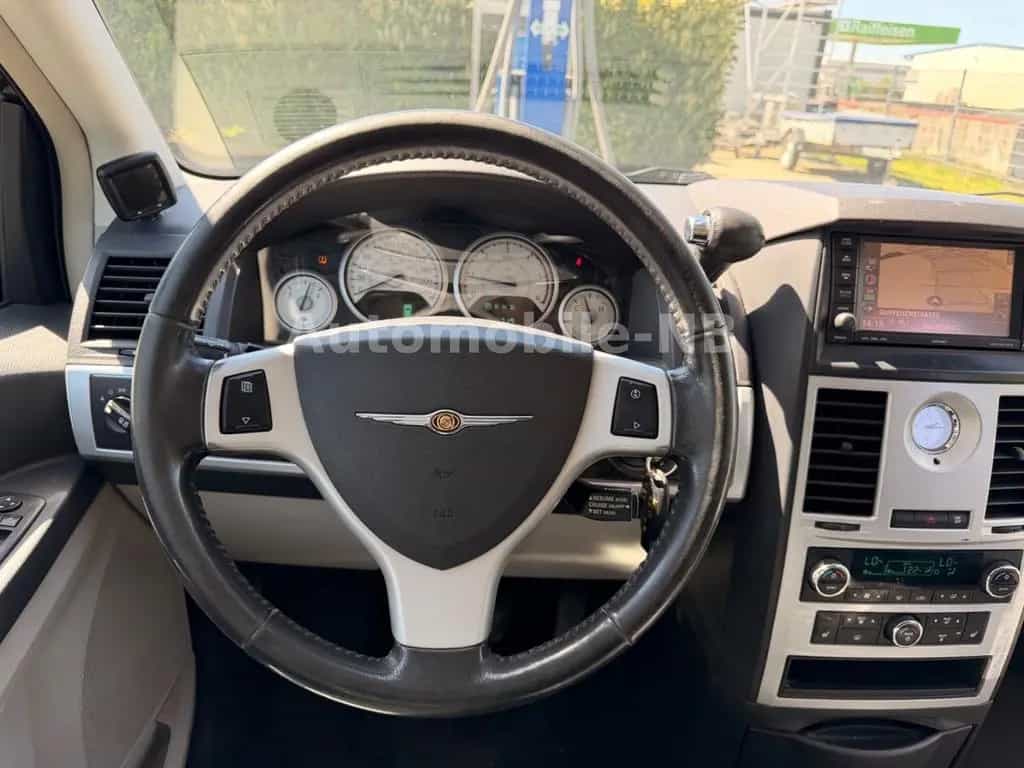 Chrysler Grand Voyager Limited Xenon Navi Leder Automatik 01/2010-photo-18
