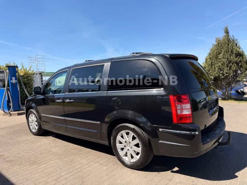 Chrysler Grand Voyager Limited Xenon Navi Leder Automatik 01/2010-photo-2