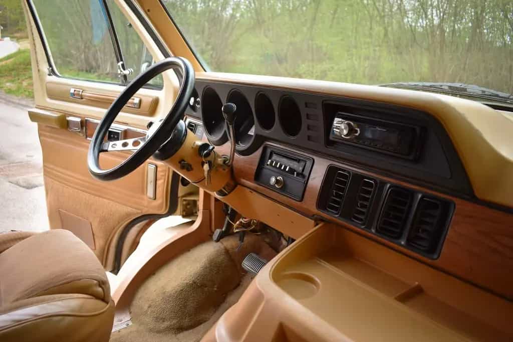 Dodge Other B350 Ram Van - 5.9 V8 - TEXAS Import - Rust Free 06/1986-photo-7