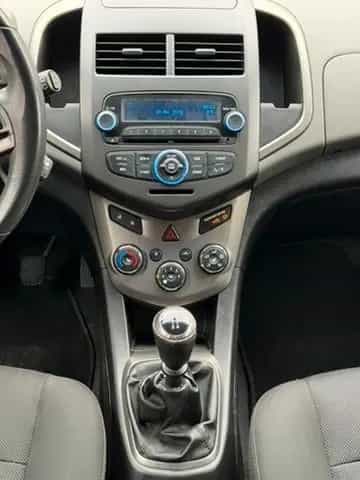 Chevrolet Aveo Schrägheck LTZ 09/2011-photo-13