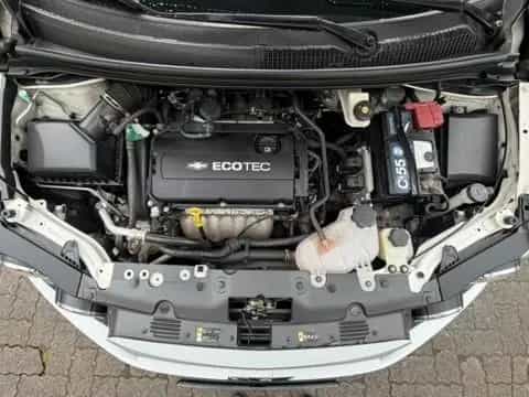 Chevrolet Aveo Schrägheck LTZ 09/2011-photo-2