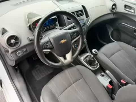 Chevrolet Aveo Schrägheck LTZ 09/2011-photo-8