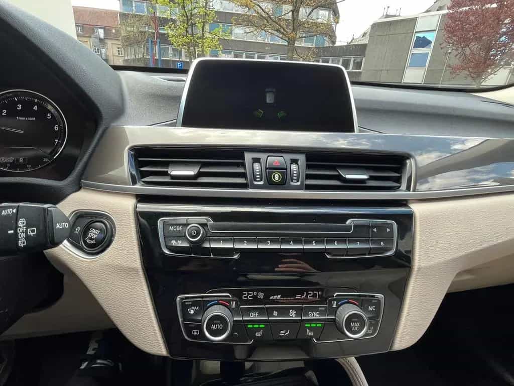 BMW X1 18i xLine Automatik, LED, LEDER 05/2018-photo-14