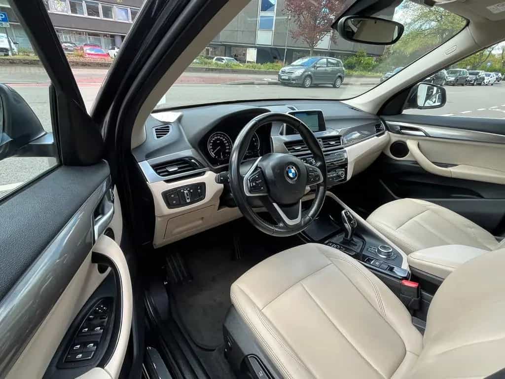BMW X1 18i xLine Automatik, LED, LEDER 05/2018-photo-9