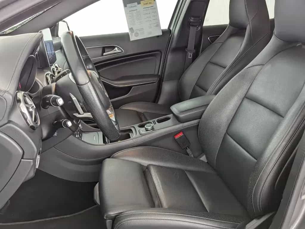 Mercedes-Benz GLA 180 AMG Line NAVI+LEDER+SHZ+PDC+TEMP+AWR+BC 11/2018-photo-14