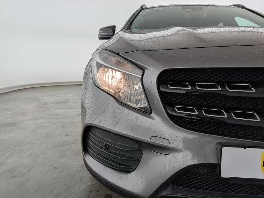 Mercedes-Benz GLA 180 AMG Line NAVI+LEDER+SHZ+PDC+TEMP+AWR+BC 11/2018-photo-2