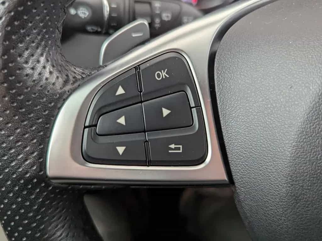 Mercedes-Benz GLA 180 AMG Line NAVI+LEDER+SHZ+PDC+TEMP+AWR+BC 11/2018-photo-21