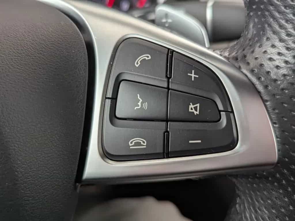 Mercedes-Benz GLA 180 AMG Line NAVI+LEDER+SHZ+PDC+TEMP+AWR+BC 11/2018-photo-22