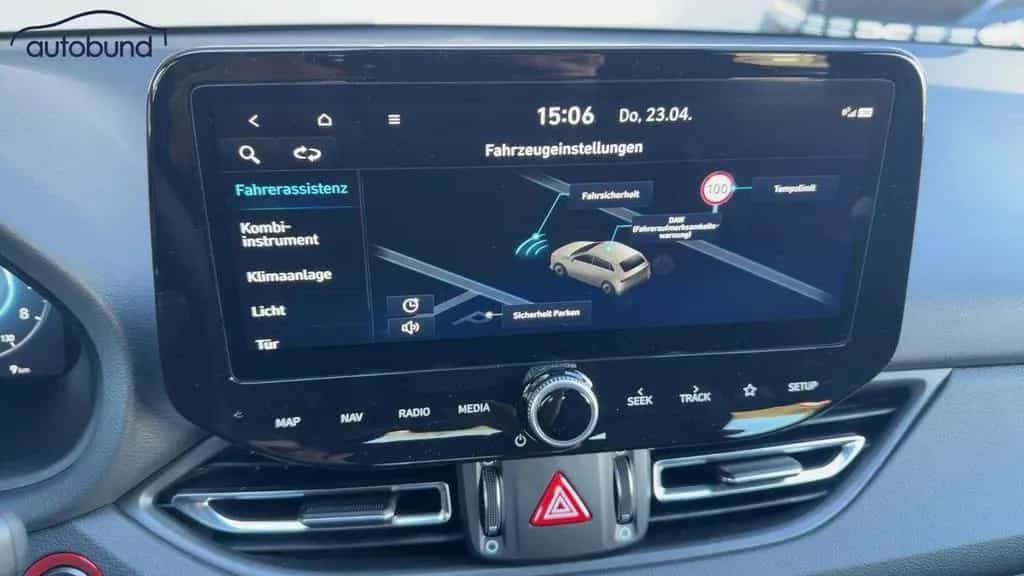 Hyundai i30 III Fastback 1,5 (MHEV) T-GDi Alu KA LED Lin 03/2026-photo-17