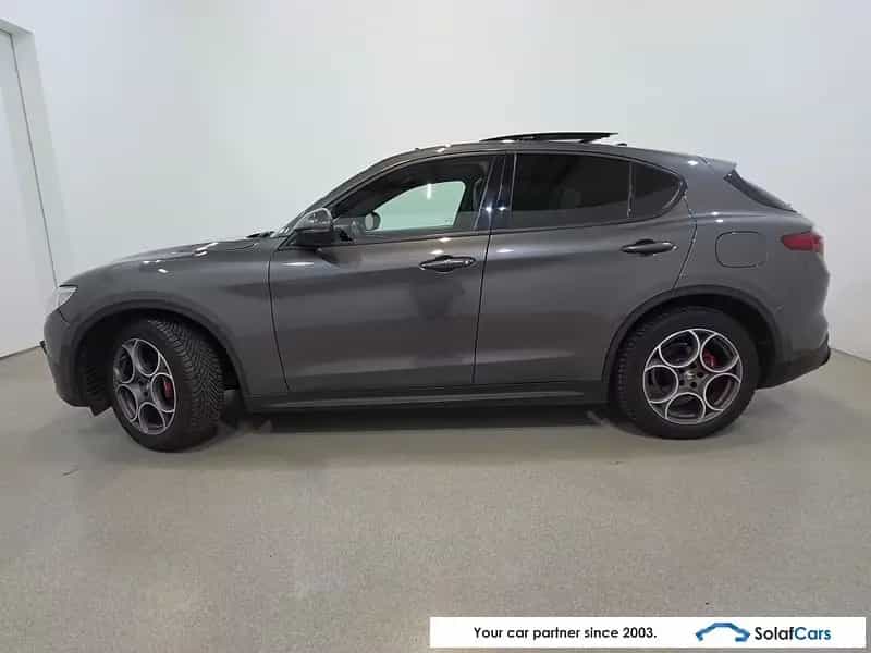 Alfa Romeo Stelvio 2.2d Q4 Sprint Aut. LED-Xenon Navi Spor 04/2022-photo-1