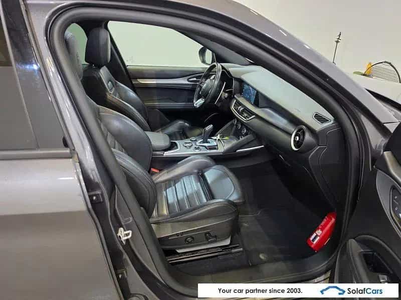 Alfa Romeo Stelvio 2.2d Q4 Sprint Aut. LED-Xenon Navi Spor 04/2022-photo-11