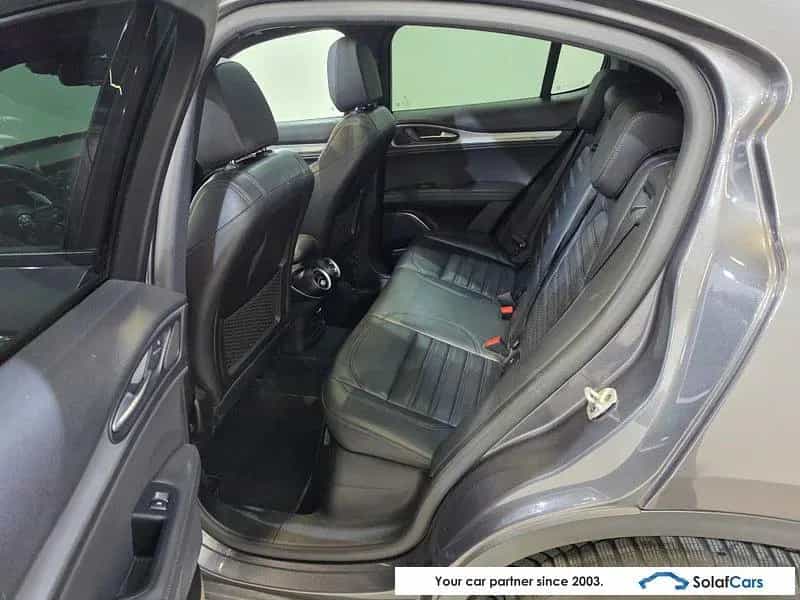 Alfa Romeo Stelvio 2.2d Q4 Sprint Aut. LED-Xenon Navi Spor 04/2022-photo-12