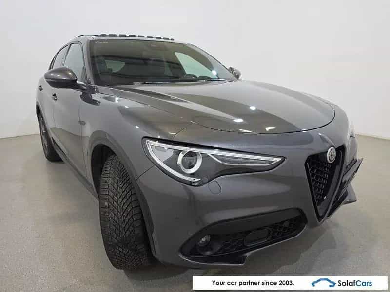 Alfa Romeo Stelvio 2.2d Q4 Sprint Aut. LED-Xenon Navi Spor 04/2022-photo-2