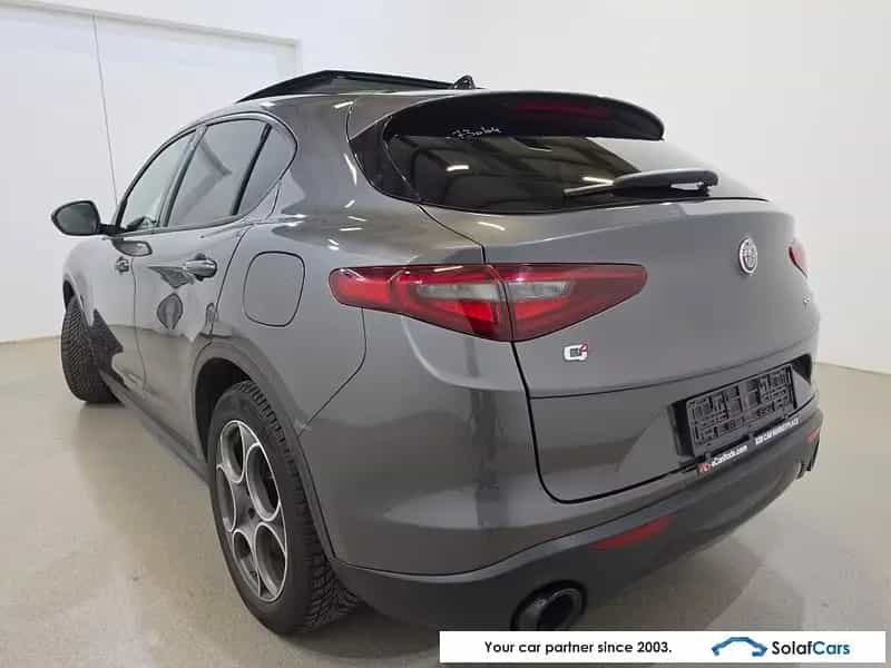 Alfa Romeo Stelvio 2.2d Q4 Sprint Aut. LED-Xenon Navi Spor 04/2022-photo-5