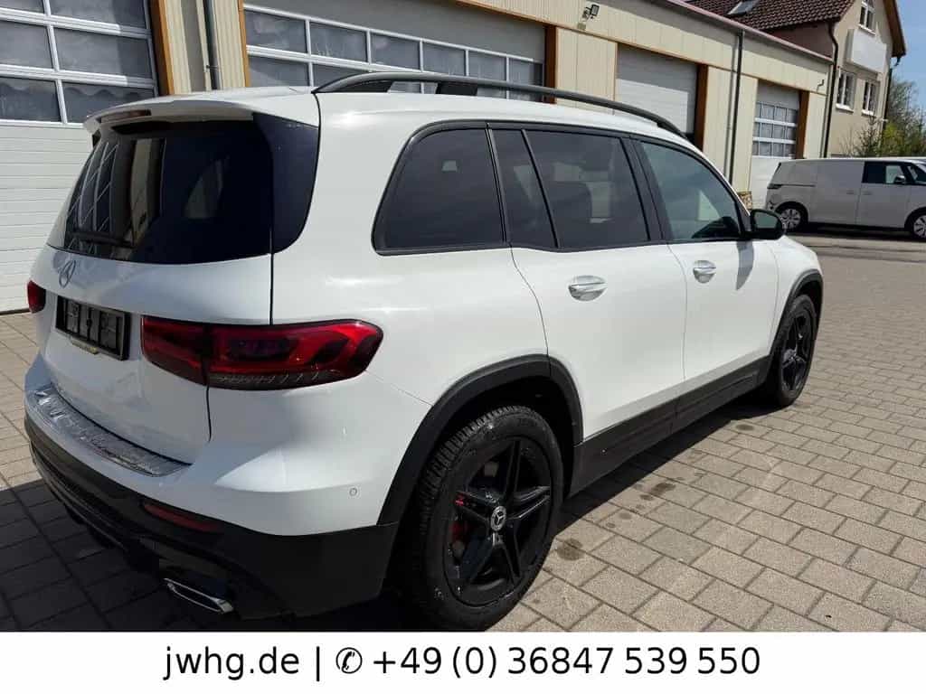 Mercedes-Benz GLB-Class 250 4M AMG Distronic+Pano 360 Widescreen+++ 02/2020-photo-3