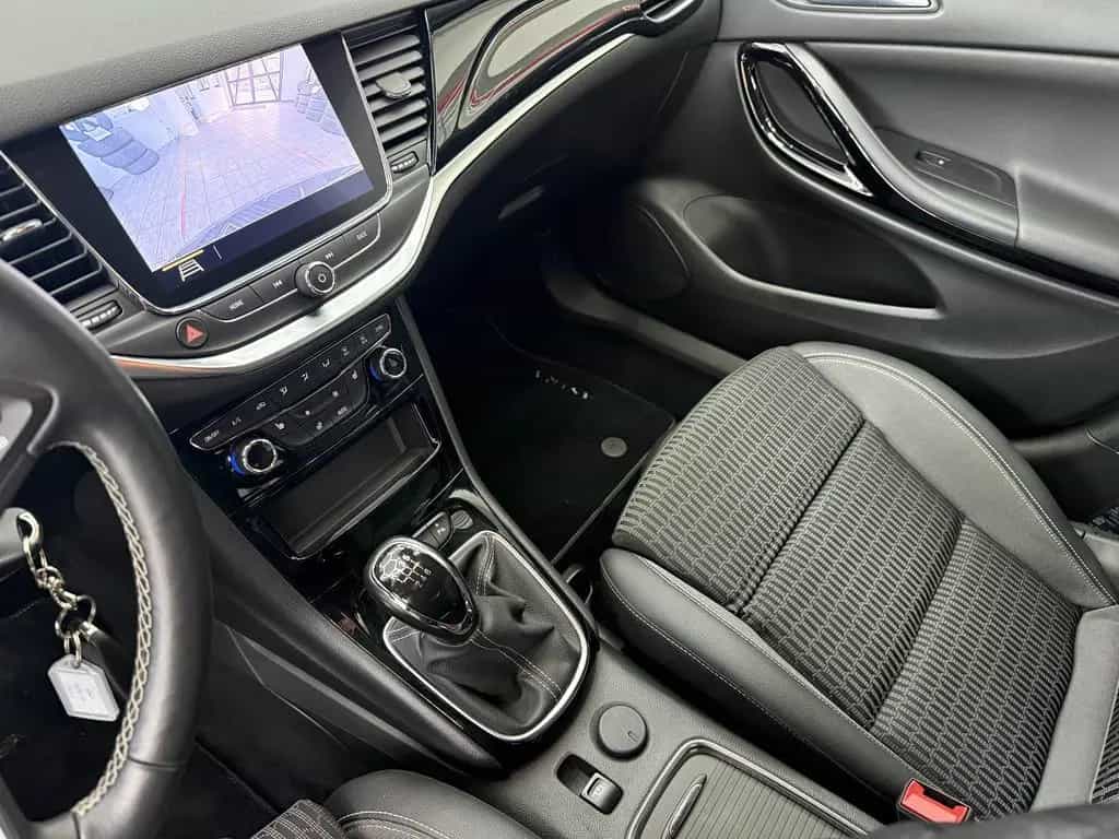 Opel Astra Sports Tourer 1.2 Elegance, LED, Navi, DAB 04/2020-photo-3