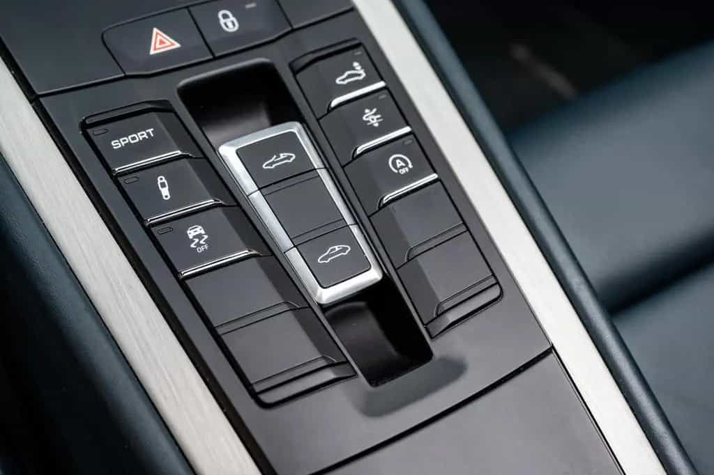Porsche 911 / 991.2 Targa 4*LED*LIFT*BOSE*DEUTSCH*TOP* 03/2017-photo-23