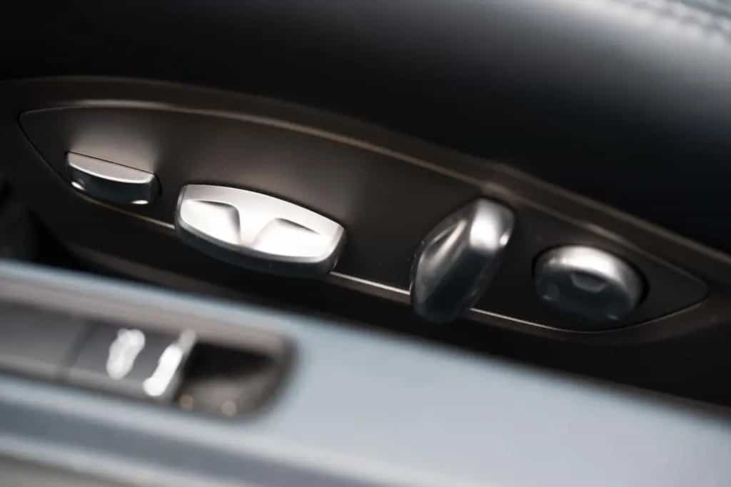 Porsche 911 / 991.2 Targa 4*LED*LIFT*BOSE*DEUTSCH*TOP* 03/2017-photo-29