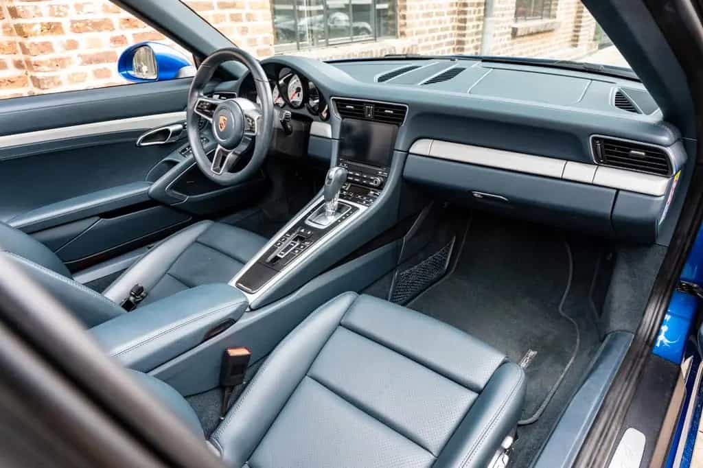 Porsche 911 / 991.2 Targa 4*LED*LIFT*BOSE*DEUTSCH*TOP* 03/2017-photo-35