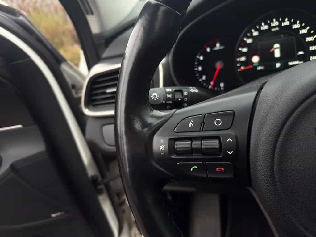 Kia Sorento Platinum Edition 4WD 03/2018-photo-20