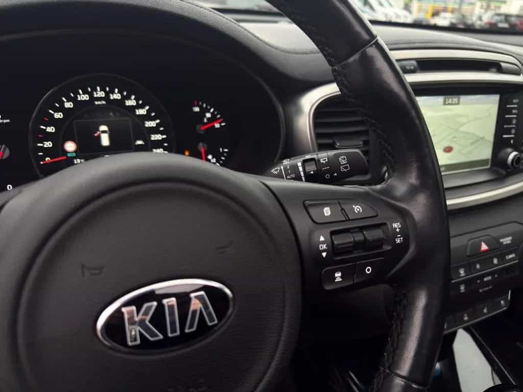 Kia Sorento Platinum Edition 4WD 03/2018-photo-21