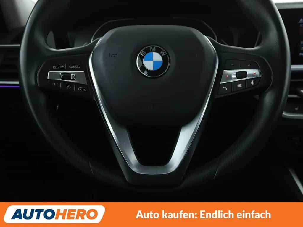 BMW 330 d Sport Line Aut.*NAVI*PDC*TEMPO*SHZ*ALU* 12/2020-photo-18