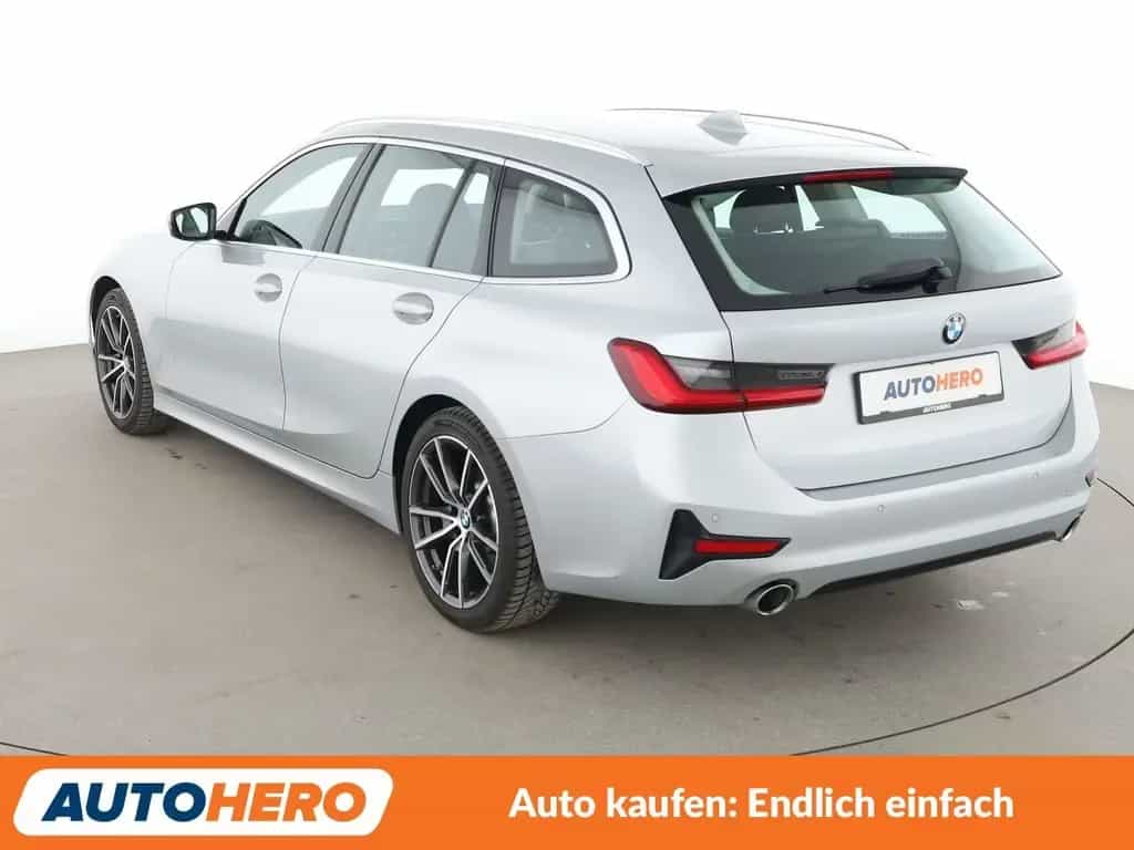 BMW 330 d Sport Line Aut.*NAVI*PDC*TEMPO*SHZ*ALU* 12/2020-photo-3