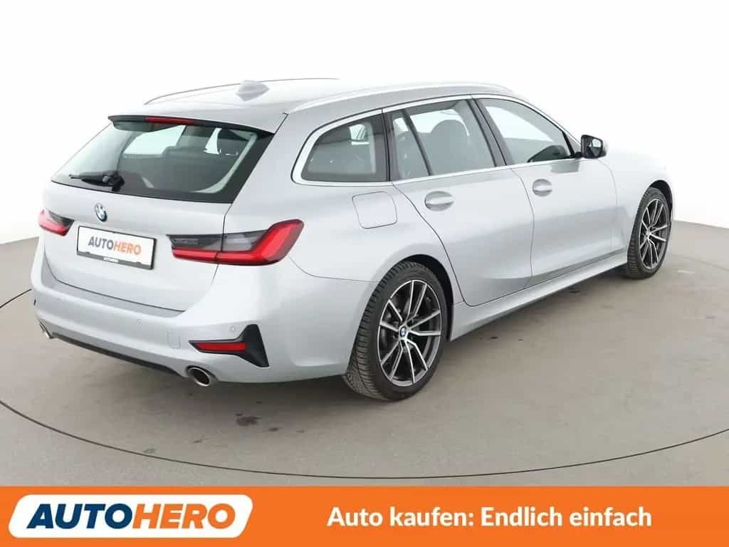BMW 330 d Sport Line Aut.*NAVI*PDC*TEMPO*SHZ*ALU* 12/2020-photo-5