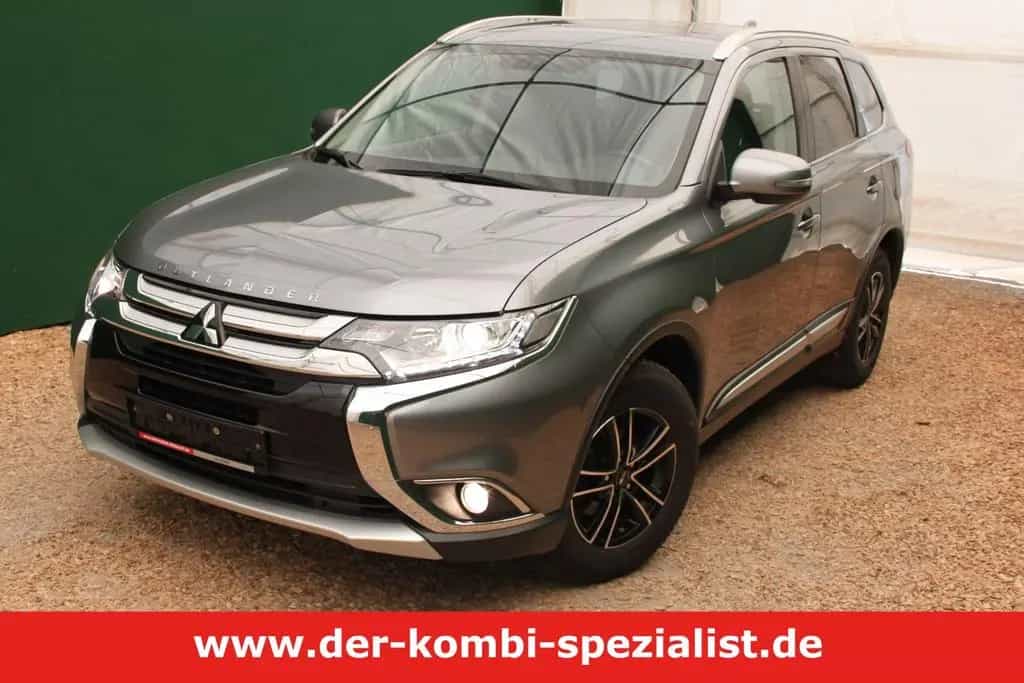 Mitsubishi Outlander 2.0/ Carplay/ SHZ/ Kamera/ nur 59 tkm 02/2018-photo-0