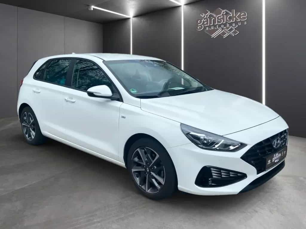 Hyundai i30 1.5 T-GDI Hybrid Trend 03/2022-photo-1