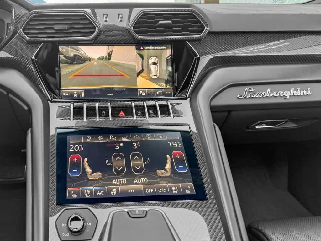 Lamborghini Urus 4.0 V8 Auto./PANO/22/360°/HUD/CARBON/VOLL 03/2021-photo-12