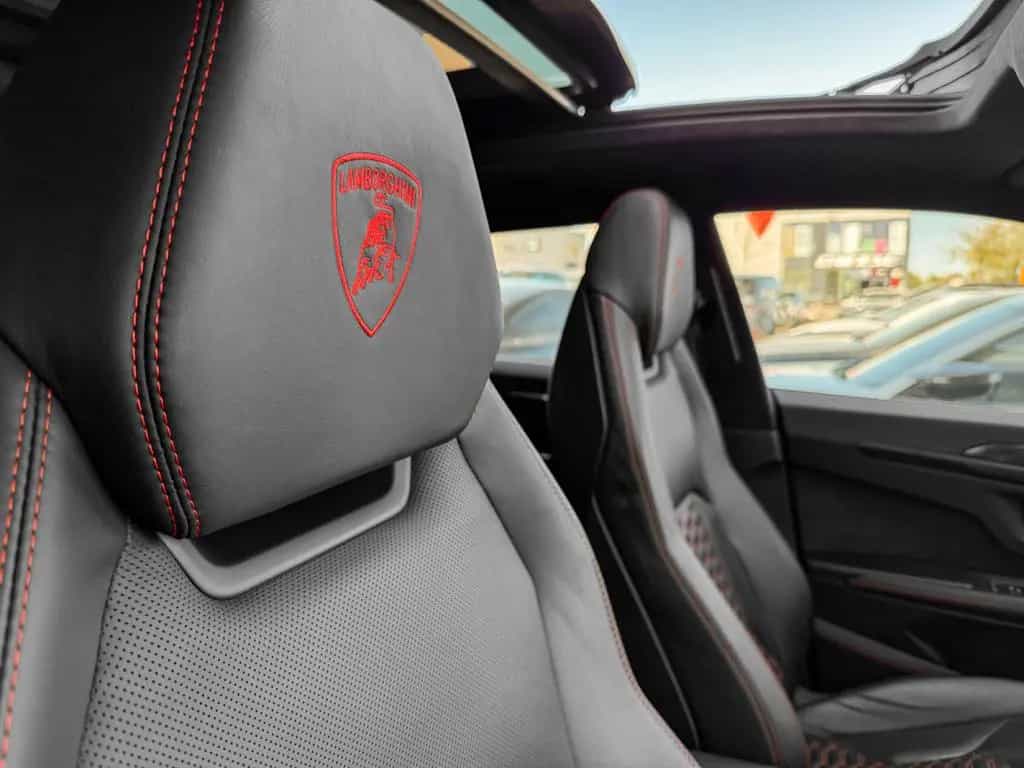 Lamborghini Urus 4.0 V8 Auto./PANO/22/360°/HUD/CARBON/VOLL 03/2021-photo-18