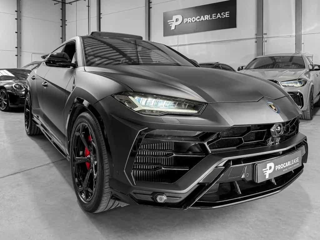 Lamborghini Urus 4.0 V8 Auto./PANO/22/360°/HUD/CARBON/VOLL 03/2021-photo-2