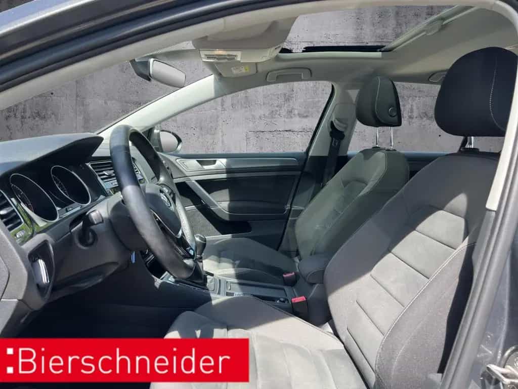 Volkswagen Golf VII 1.0 TSI Comfortline LED PANO NAVI PDC A 06/2019-photo-3