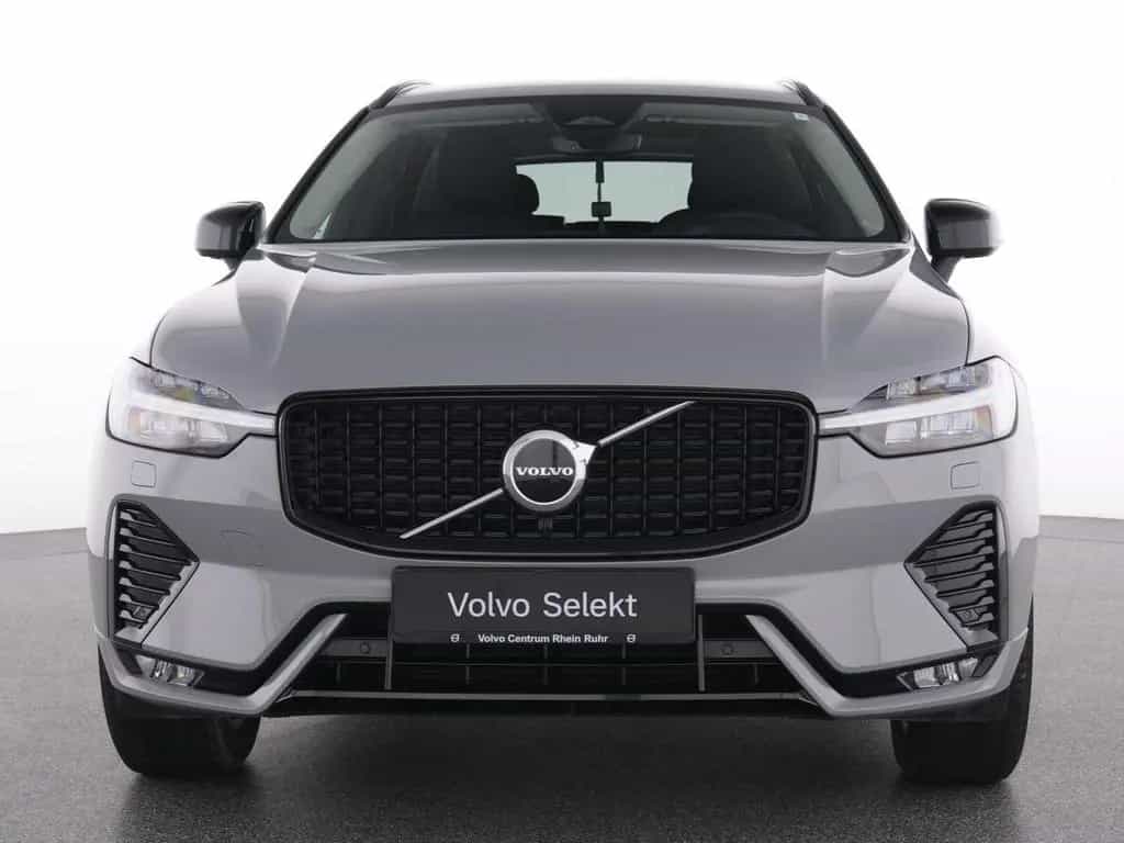 Volvo XC60 B5 AWD PLUS DARK FAP+HKSOUND+WINTERPAK+LM+ 11/2024-photo-14