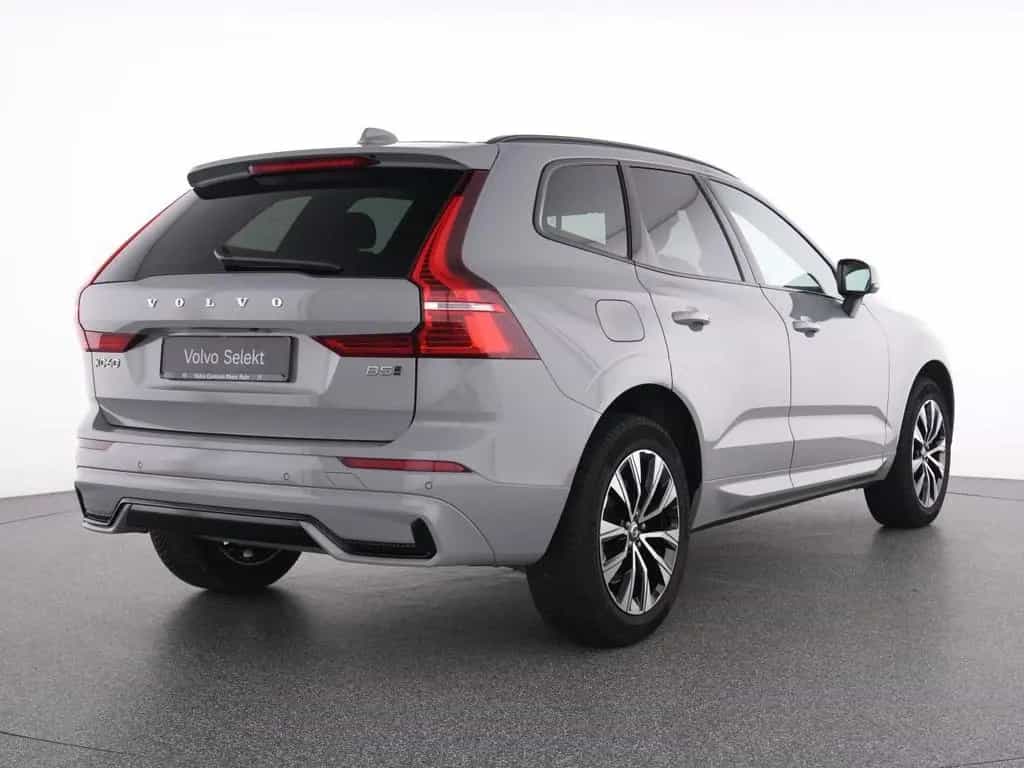 Volvo XC60 B5 AWD PLUS DARK FAP+HKSOUND+WINTERPAK+LM+ 11/2024-photo-2