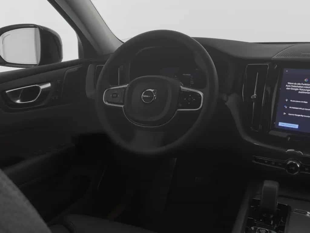 Volvo XC60 B5 AWD PLUS DARK FAP+HKSOUND+WINTERPAK+LM+ 11/2024-photo-4
