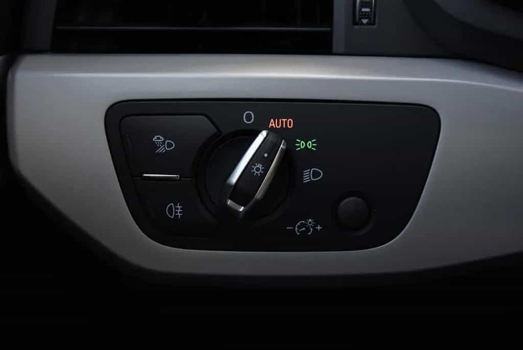 Audi A4 40 TFSI advanced LED/ACC/Navi/Klima/Massage 10/2019-photo-18