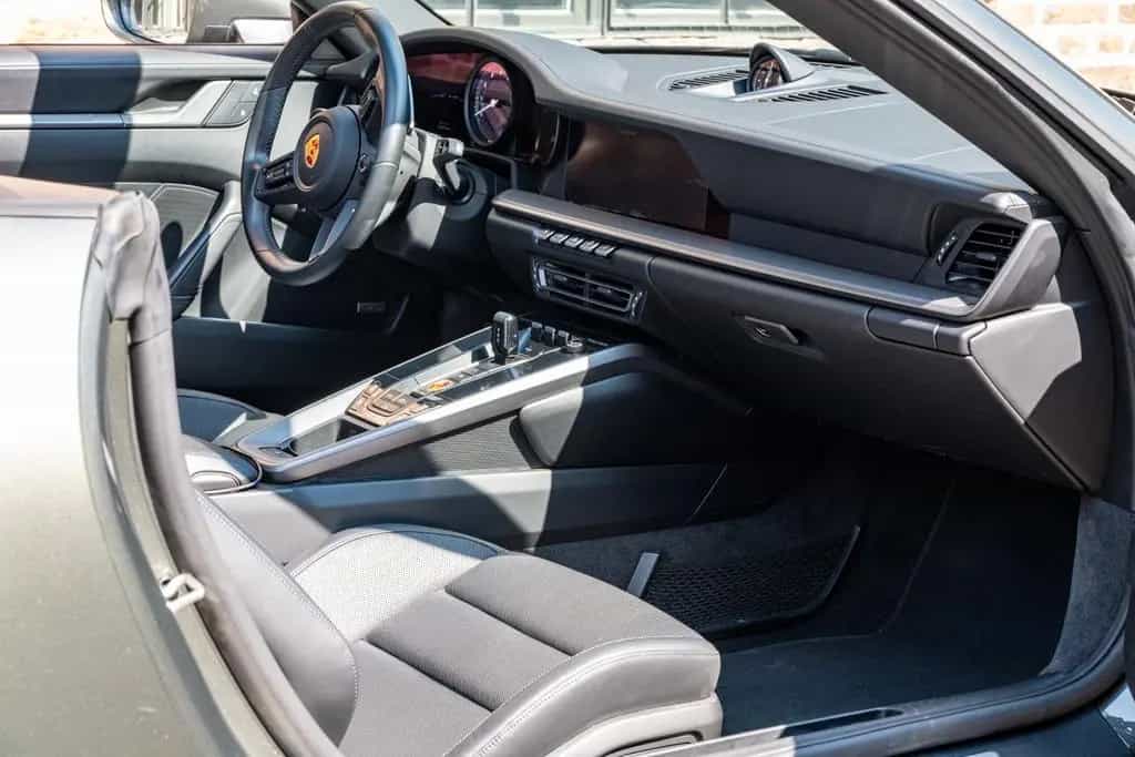 Porsche 992 Cabrio*Sportabgas*Bose*SportChrono*TOP* 03/2022-photo-19