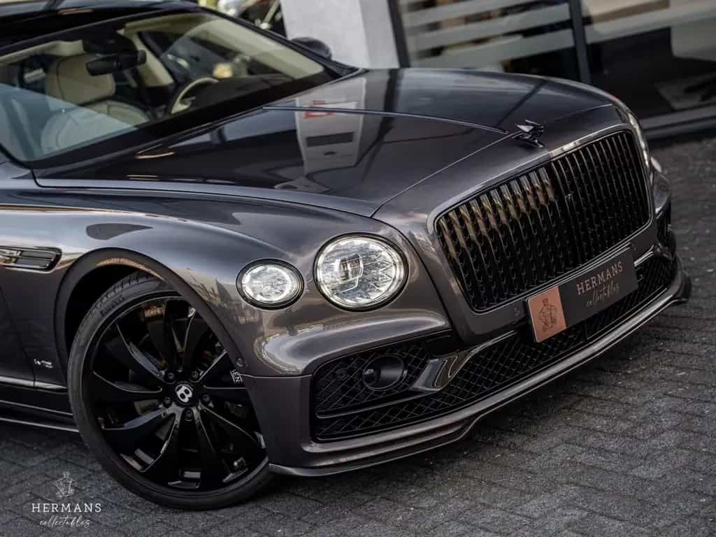 Bentley Flying Spur 6.0 W12 First Edition / Blackline / 06/2021-photo-1