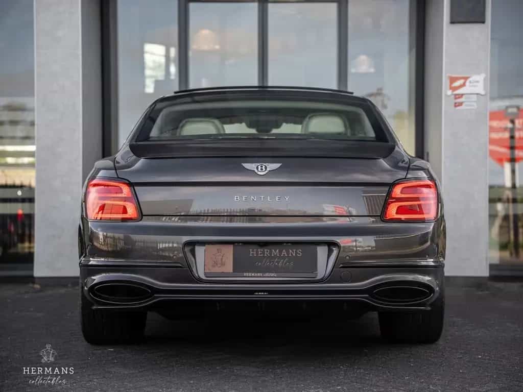 Bentley Flying Spur 6.0 W12 First Edition / Blackline / 06/2021-photo-10