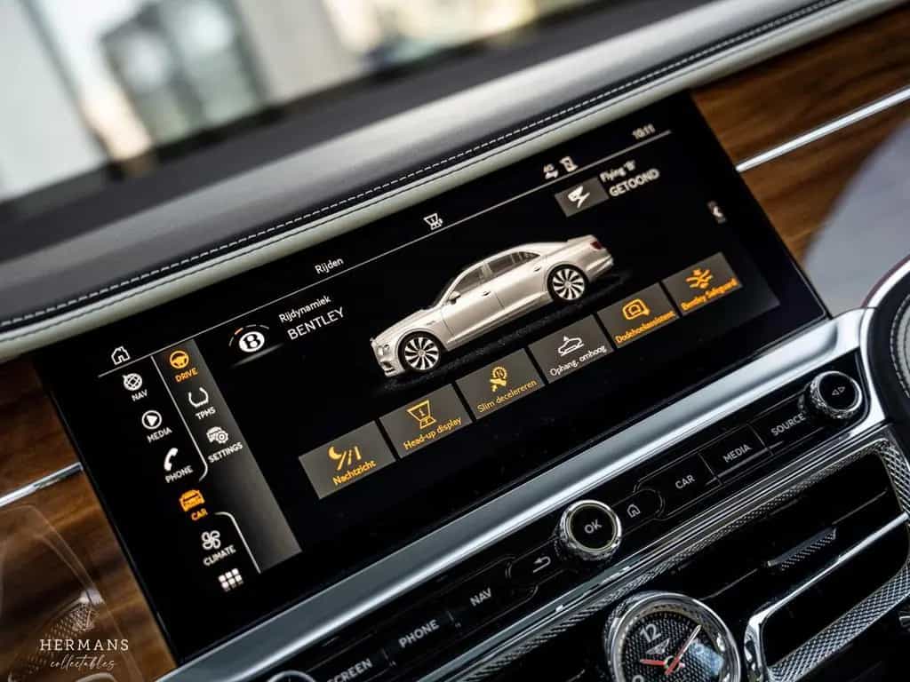Bentley Flying Spur 6.0 W12 First Edition / Blackline / 06/2021-photo-31