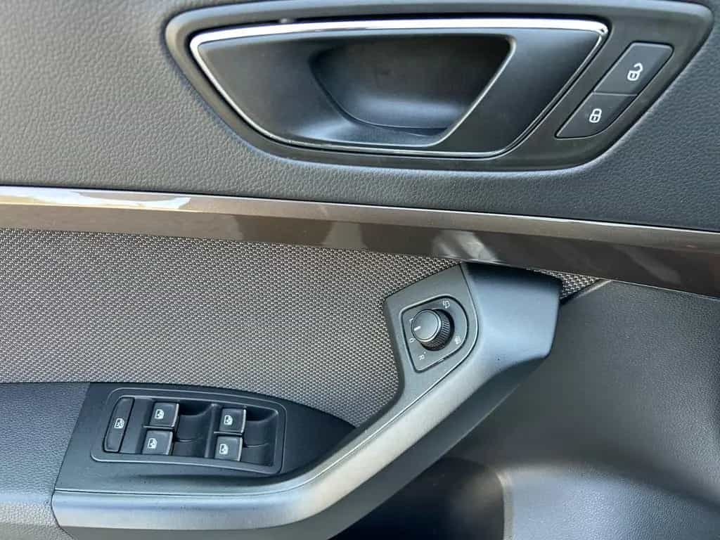 Seat Ateca Xcellence *Pano, ACC, RFK, Totwkl., TOP* 03/2017-photo-38