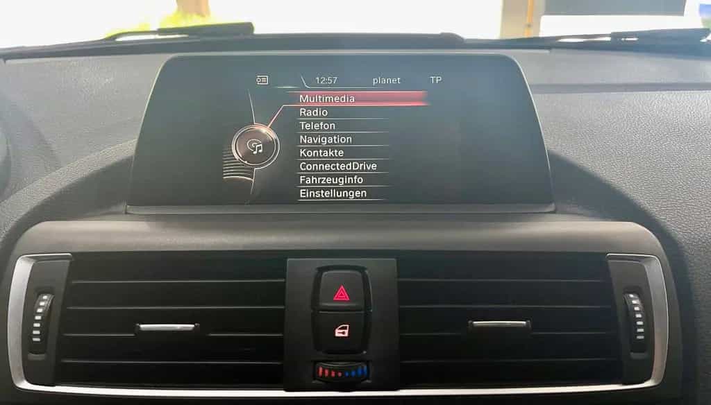 BMW 1 Series 118i Auto. M Sport|Sitzheizung|Navi|PDC|LED 06/2016-photo-33